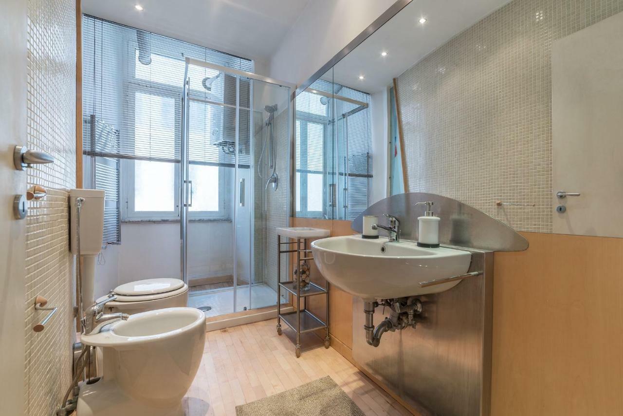 San Giovanni & Colosseo Roomy Flat Roma Ngoại thất bức ảnh