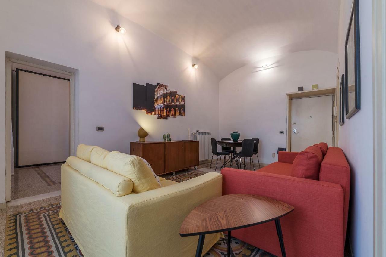 San Giovanni & Colosseo Roomy Flat Roma Ngoại thất bức ảnh